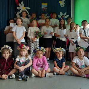Uczniowie biorą udział w akademii w ramach programu „Lasowiacy inspirują”. 