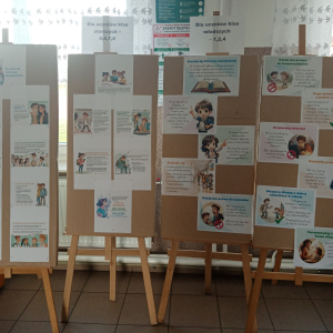 Gazetka przedstawia Standardy Ochrony Małoletnich przed krzywdzeniem